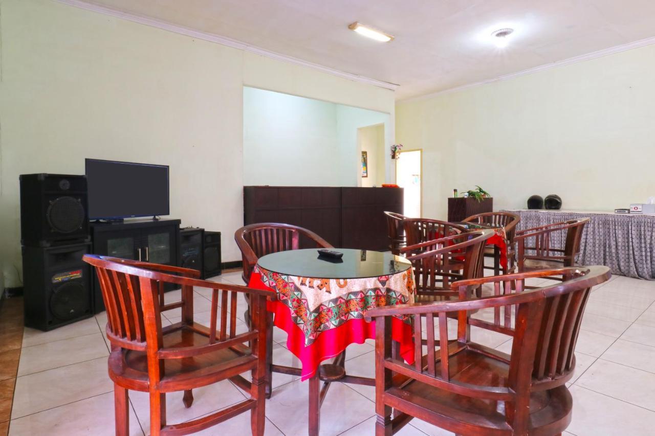 מאלאנג Hotel Camelia מראה חיצוני תמונה